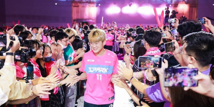 Hangzhou Spark's Off-Tank "Bernar" walks out in front of a home crowd at the Hangzhou Spark Home Event